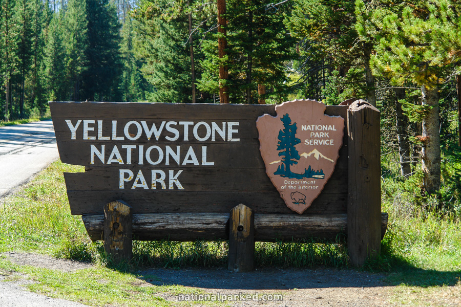 Yellowstone National Park East Entrance