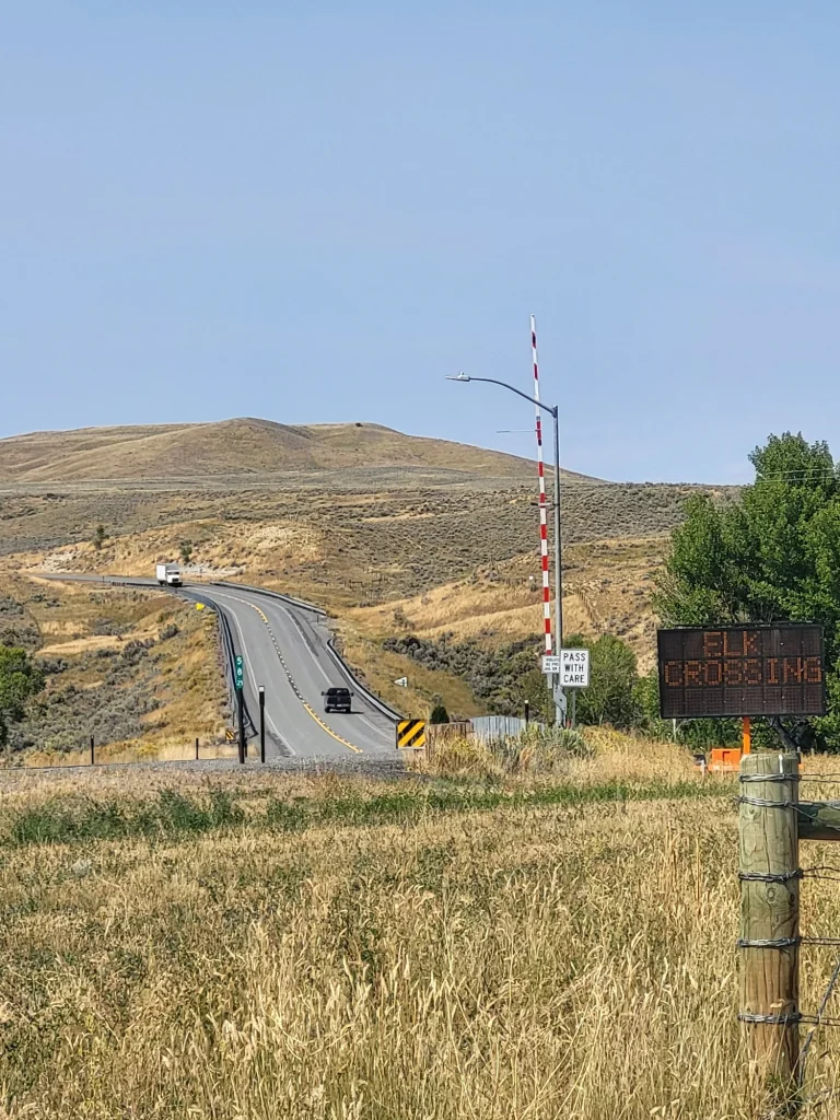 Wyoming 120 highway project work suspended until spring south of Meeteetse